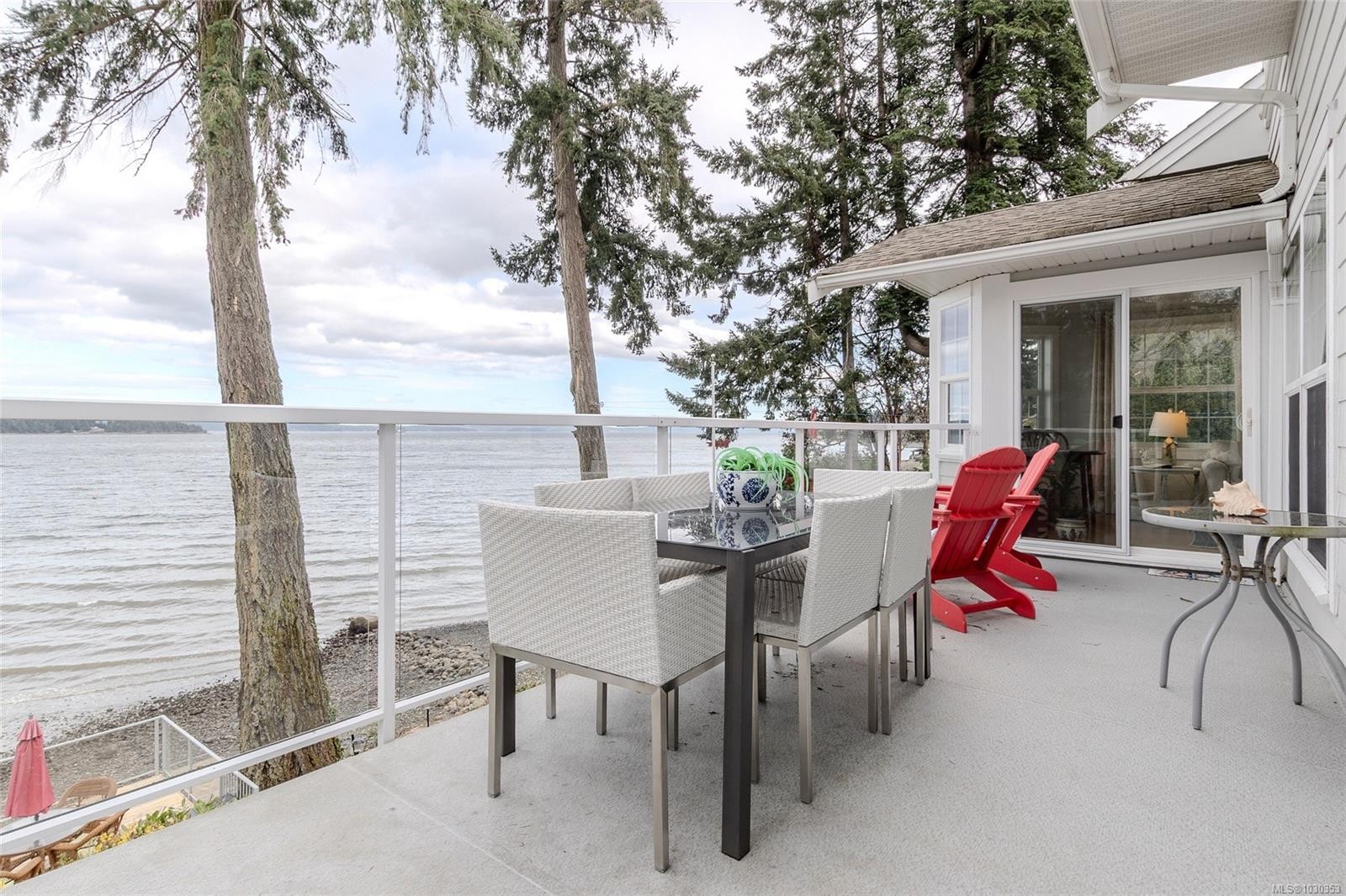 319 Chemainus Rd, Ladysmith, BC