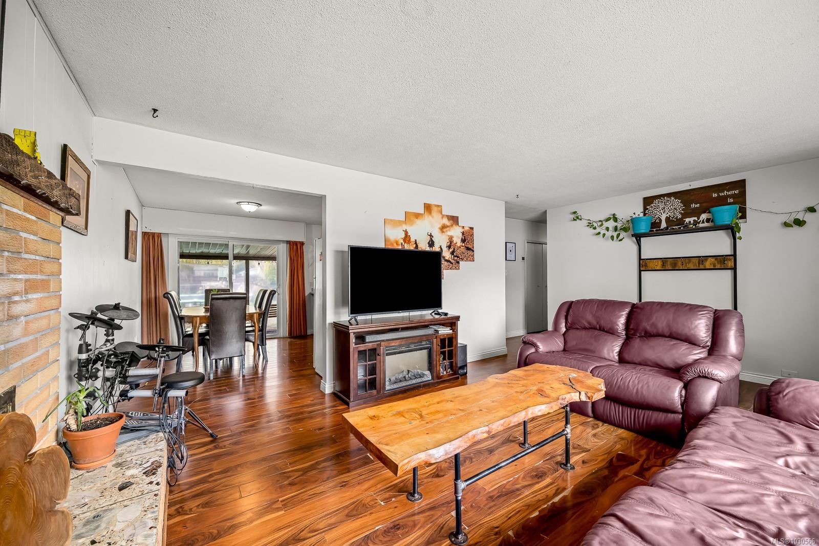 483 Pritchard Rd, Comox, BC