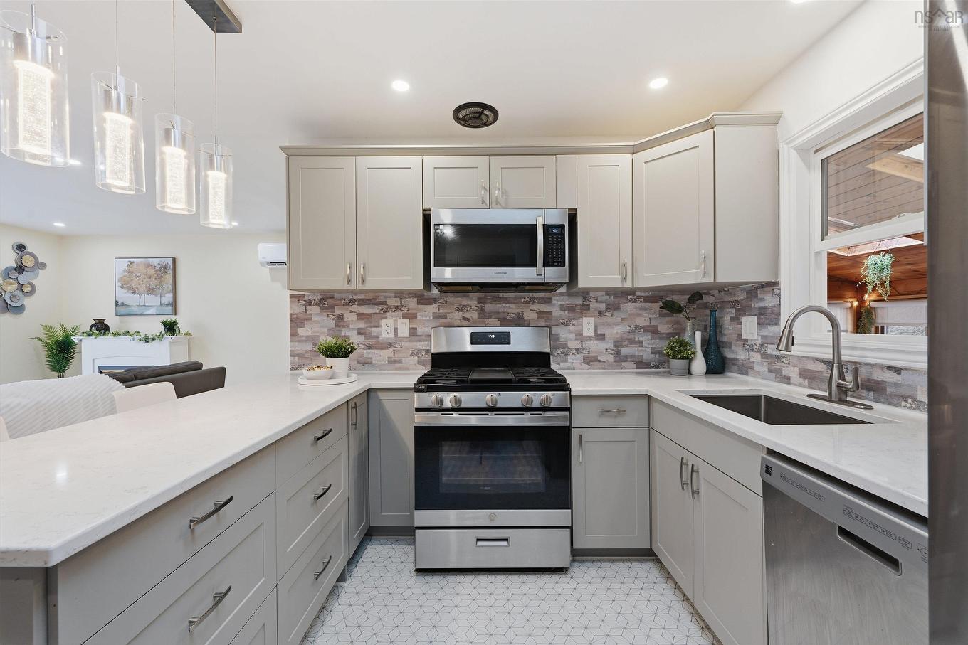 40 Gateway Road, Halifax, NS