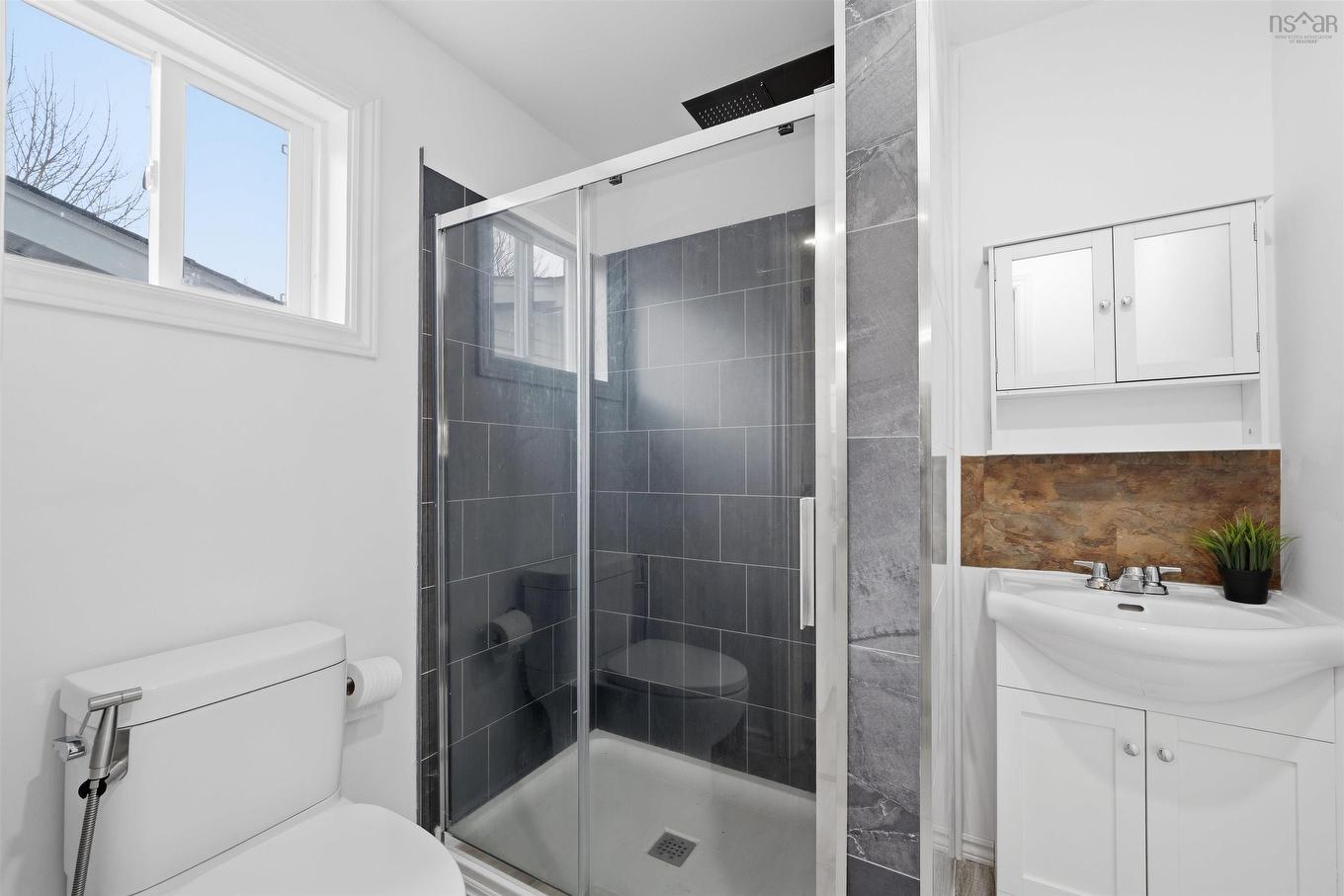 40 Gateway Road, Halifax, NS