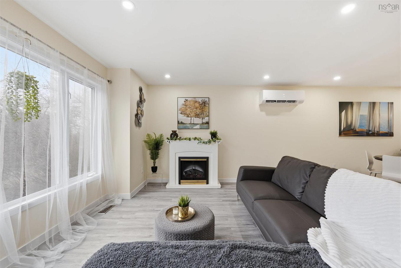 40 Gateway Road, Halifax, NS