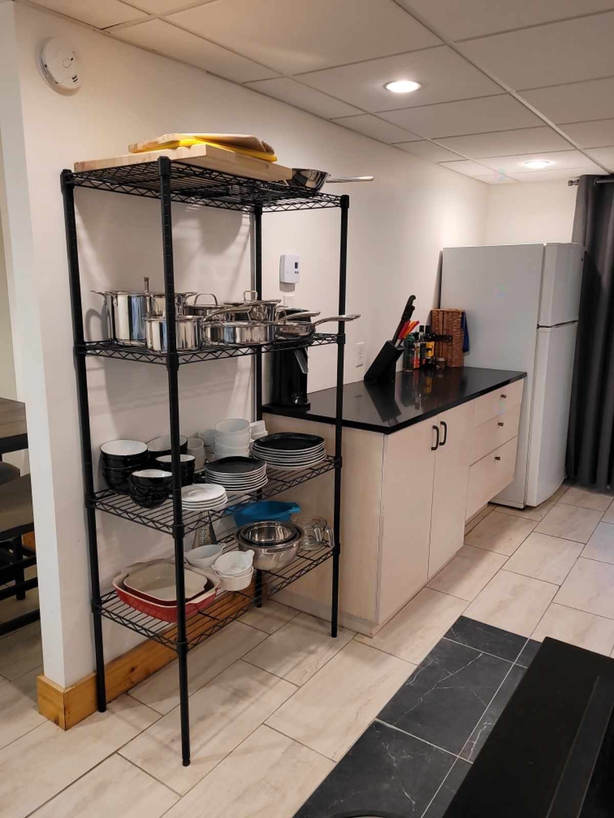 Kitchen - 7559A Av. Wiseman, Montréal (Villeray/Saint-Michel/Parc-Extension), QC - Indoor