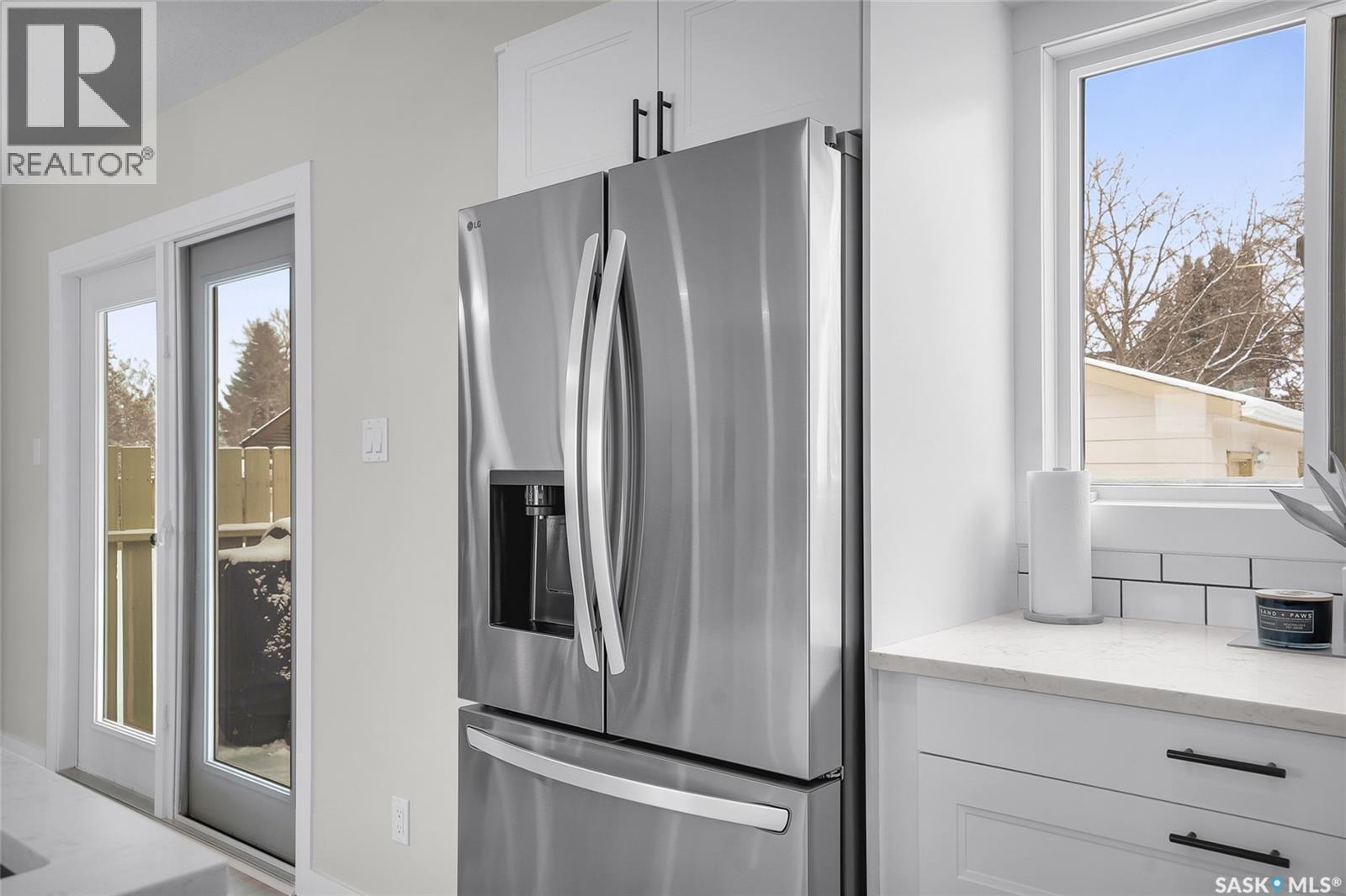 283 David Knight Crescent, Saskatoon, SK - Indoor Photo Showing Kitchen