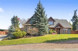 1520 Stone Lake Dr Nanoose Bay, BC V9P 9M6