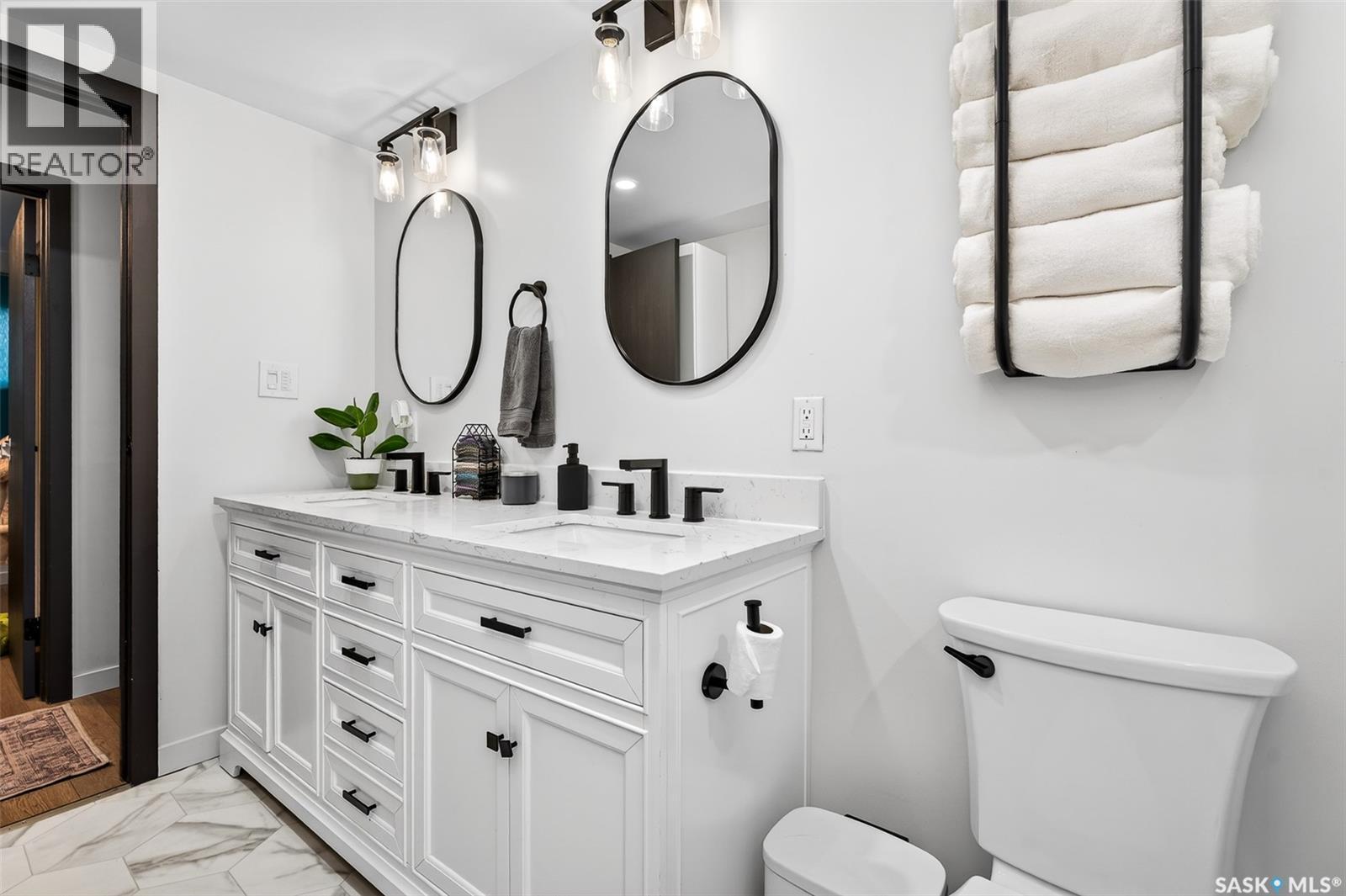 1365 Prince Crescent, Moose Jaw, SK - Indoor Photo Showing Bathroom