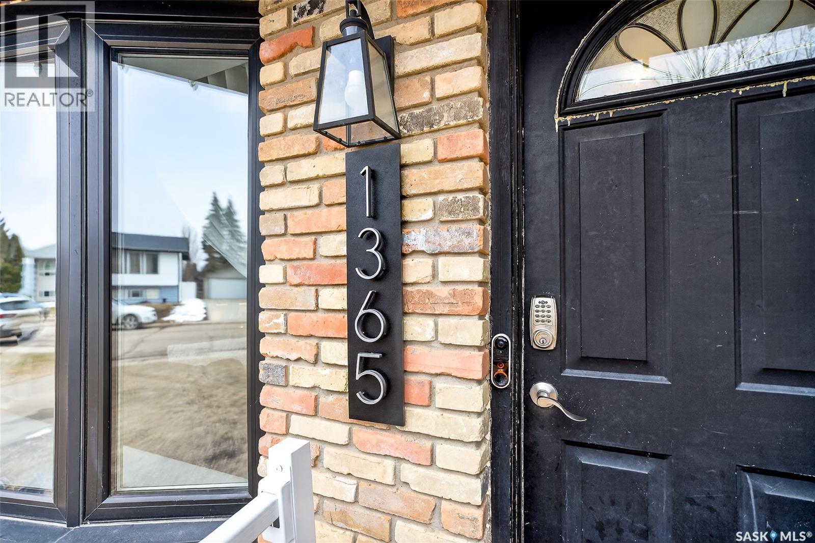 1365 Prince Crescent, Moose Jaw, SK -