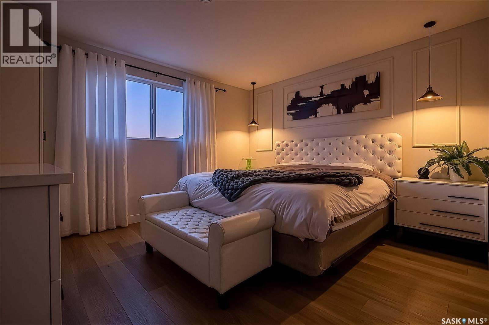 1365 Prince Crescent, Moose Jaw, SK - Indoor Photo Showing Bedroom