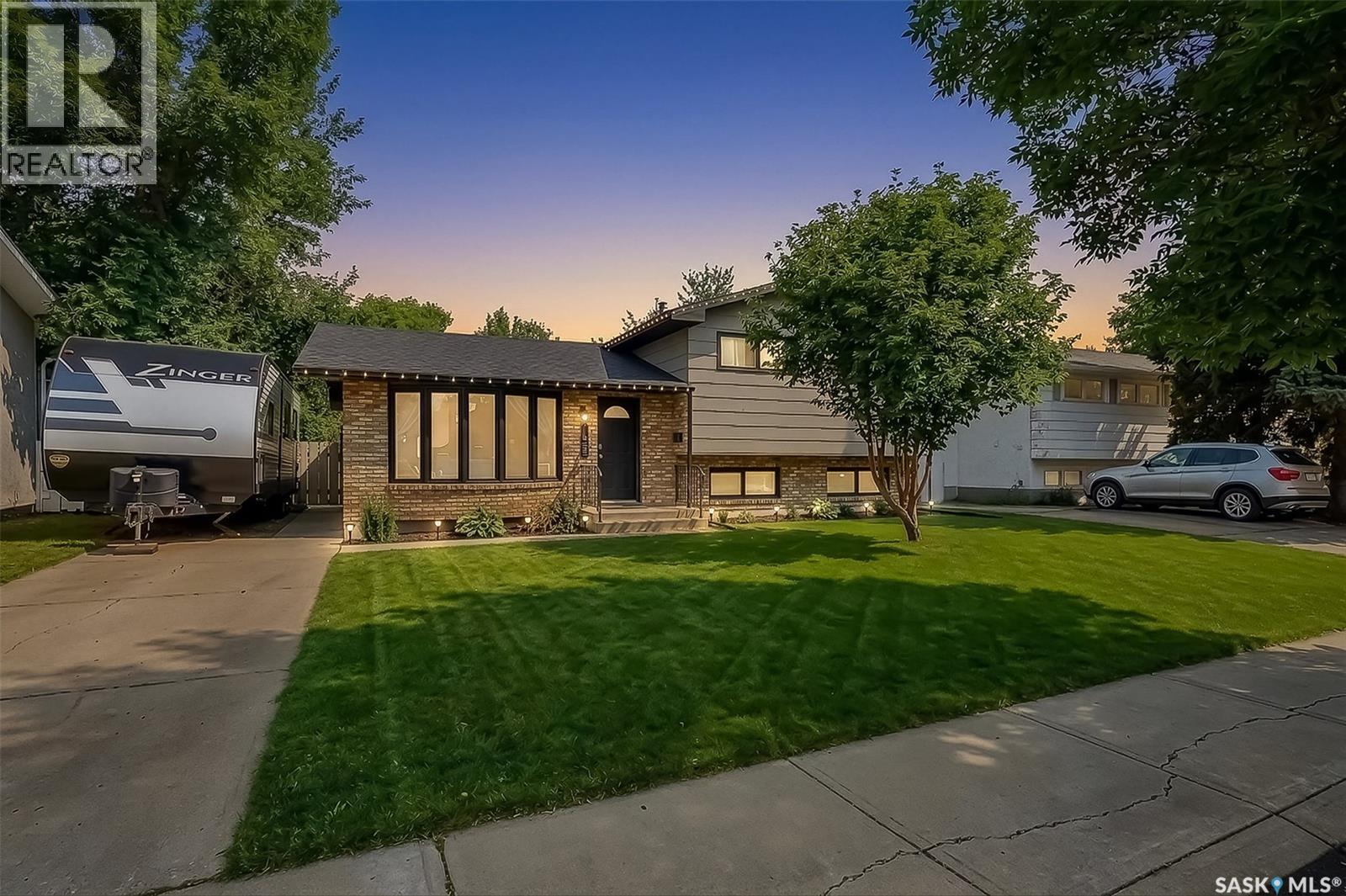 1365 Prince Crescent, Moose Jaw, SK - Outdoor