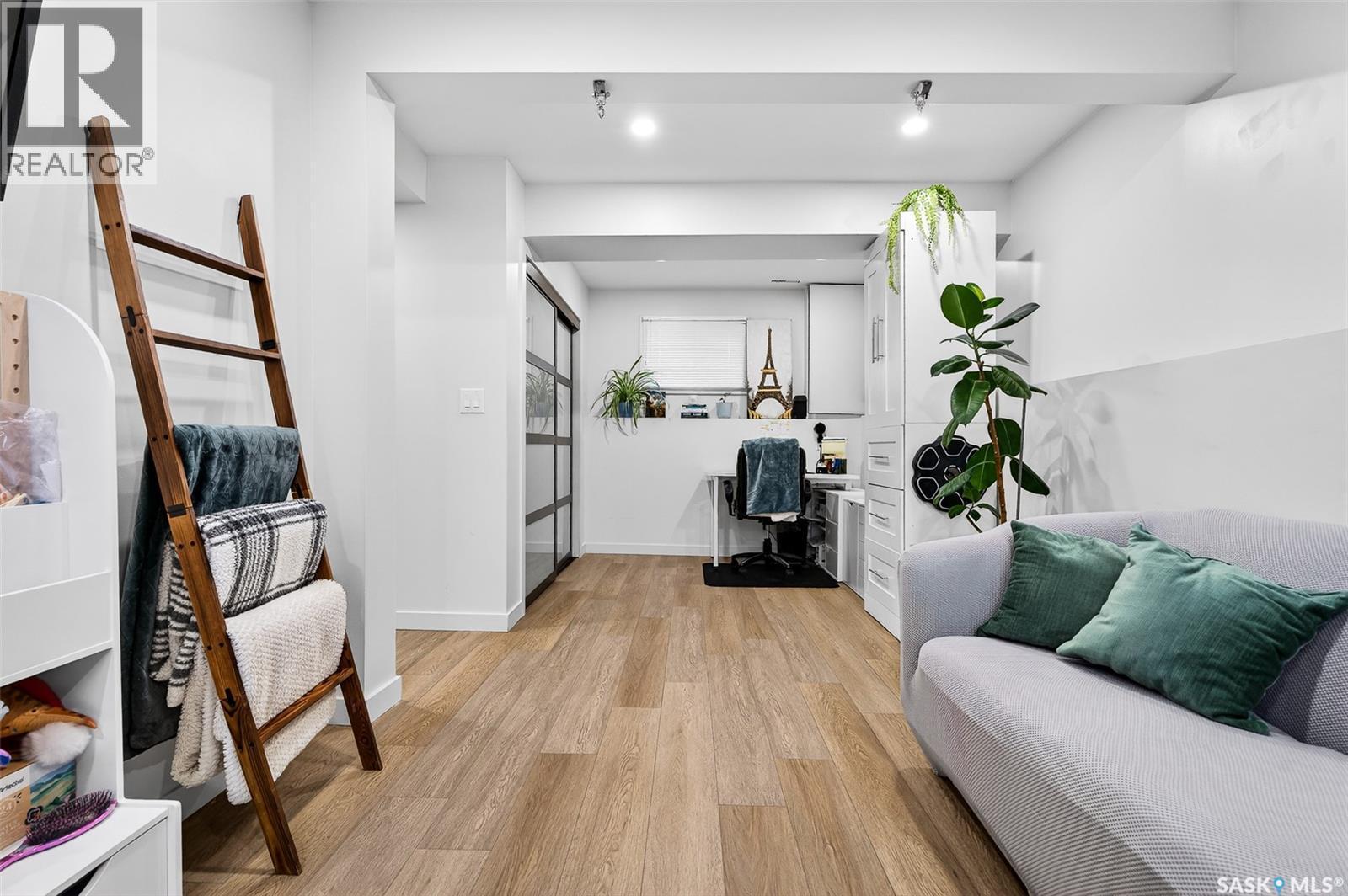 1365 Prince Crescent, Moose Jaw, SK - Indoor