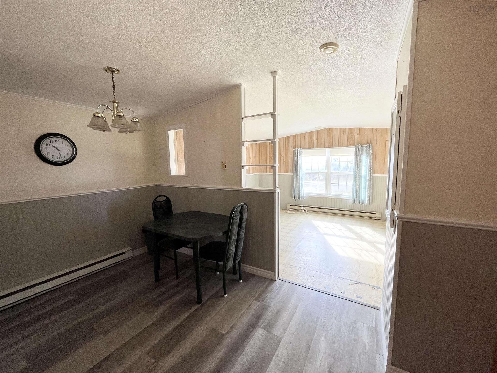 23 New Road, The Hawk, NS
