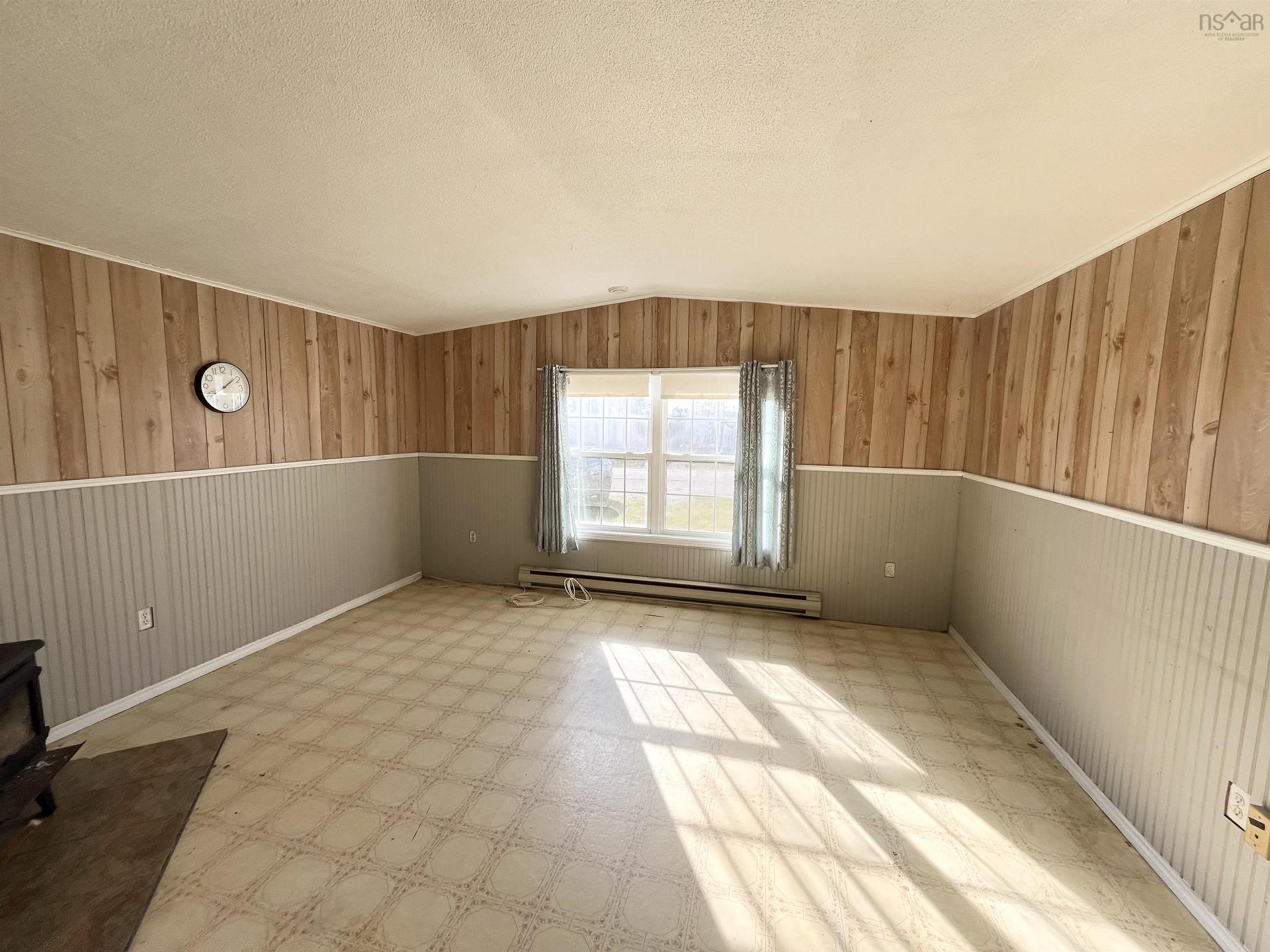 23 New Road, The Hawk, NS