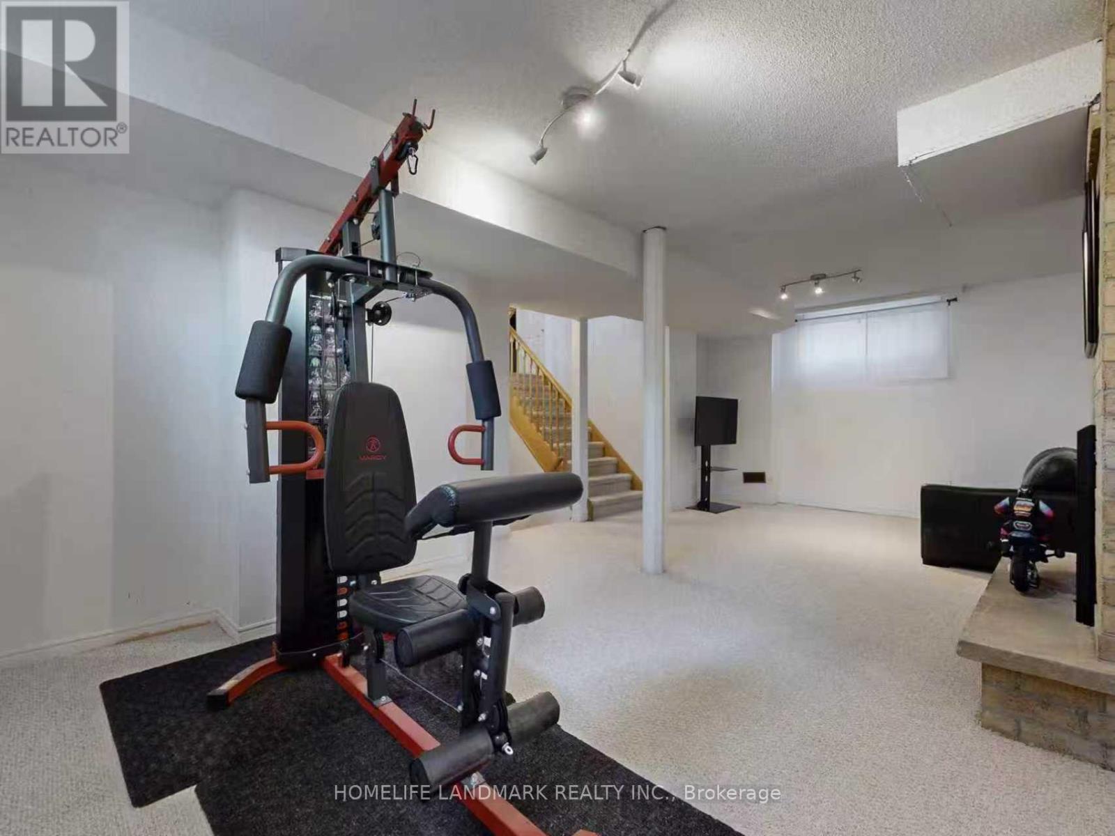 837 Apple Gate Court, Mississauga, ON - Indoor Photo Showing Gym Room