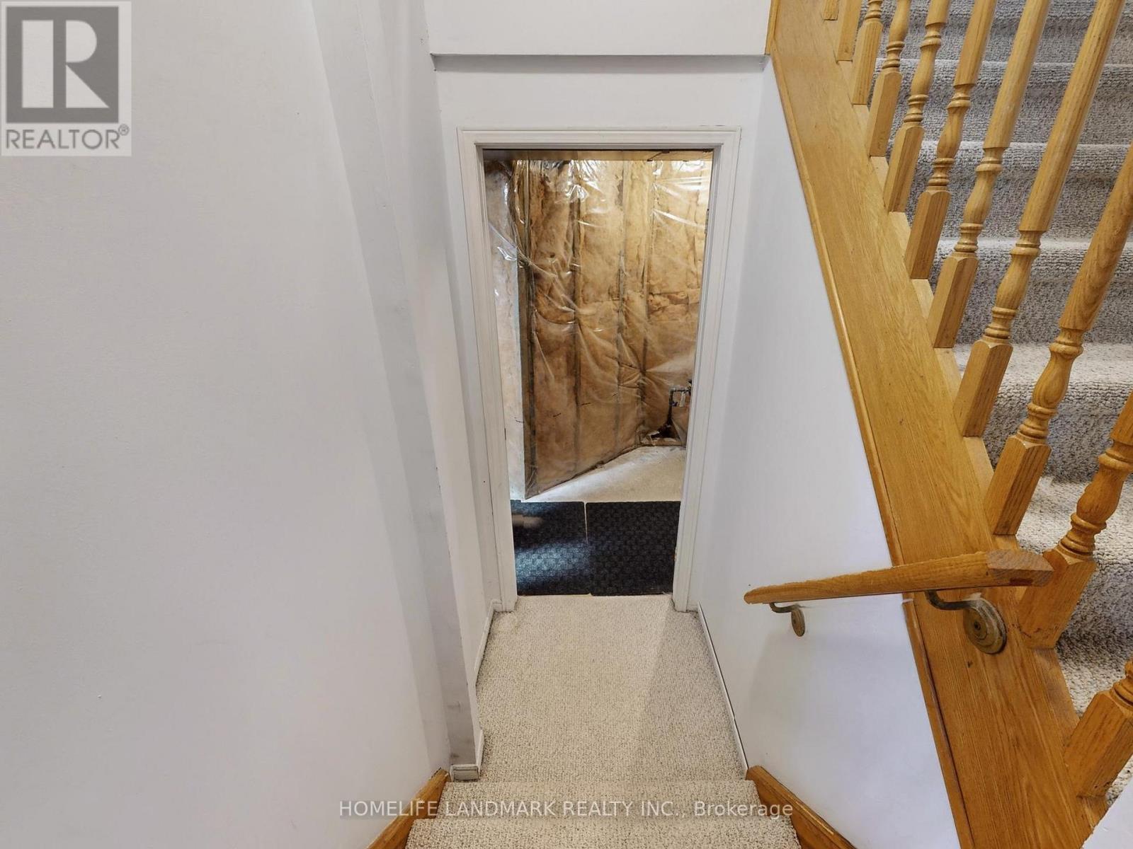 837 Apple Gate Court, Mississauga, ON - Indoor Photo Showing Other Room