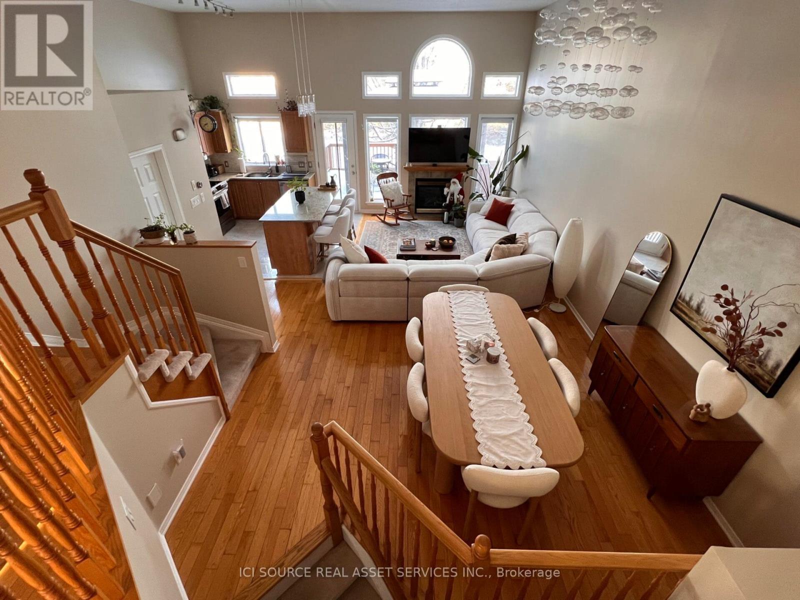 127 Gladeview Private, Ottawa, ON - Indoor