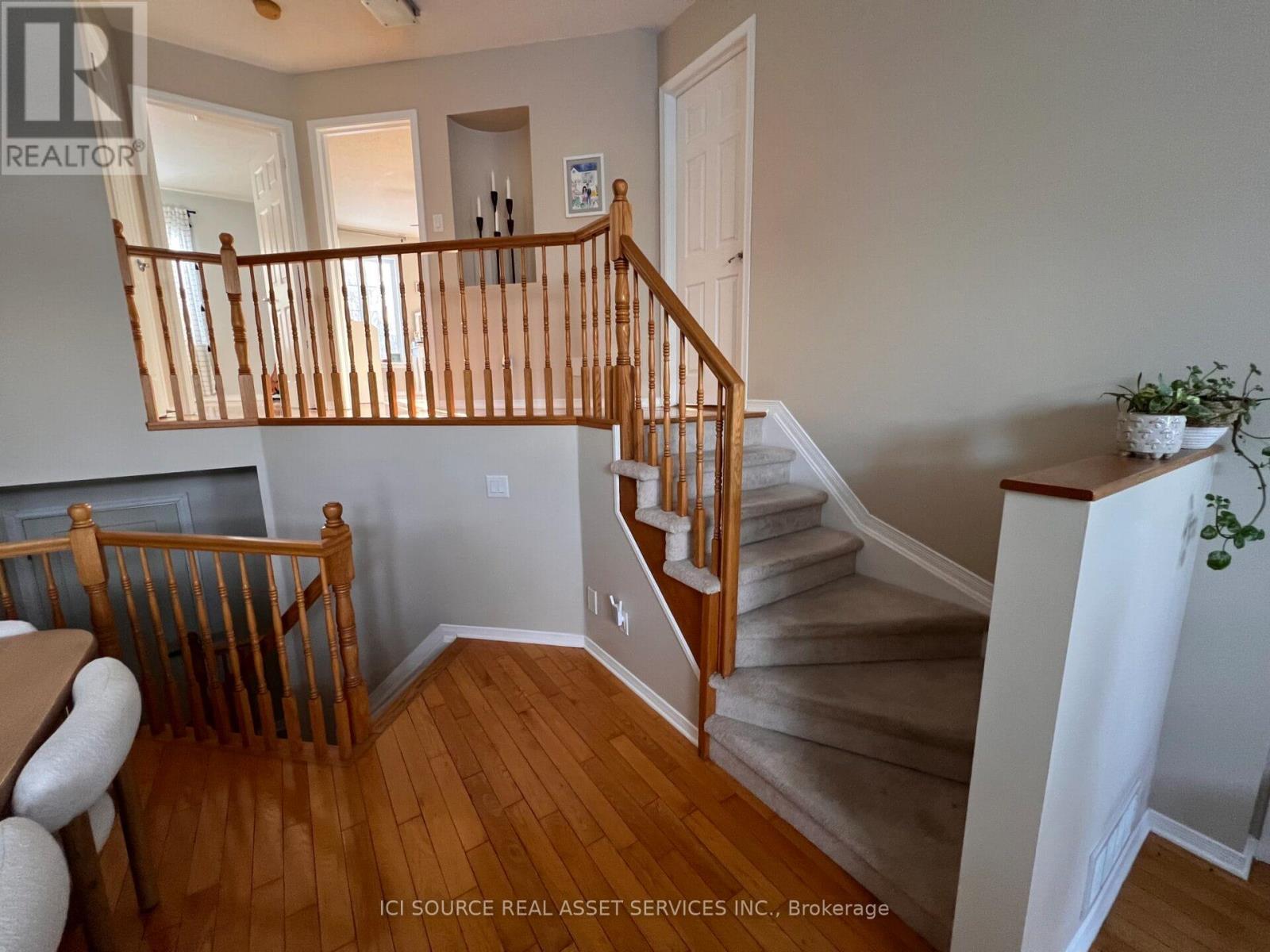 127 Gladeview Private, Ottawa, ON - Indoor Photo Showing Other Room