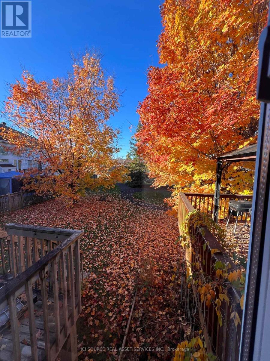 127 Gladeview Private, Ottawa, ON - Outdoor