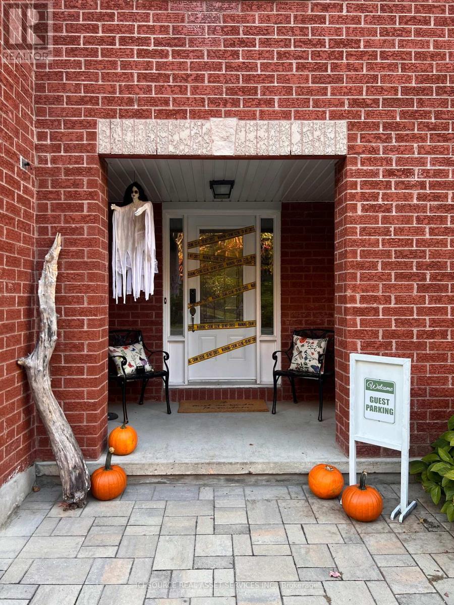 127 Gladeview Private, Ottawa, ON - Outdoor