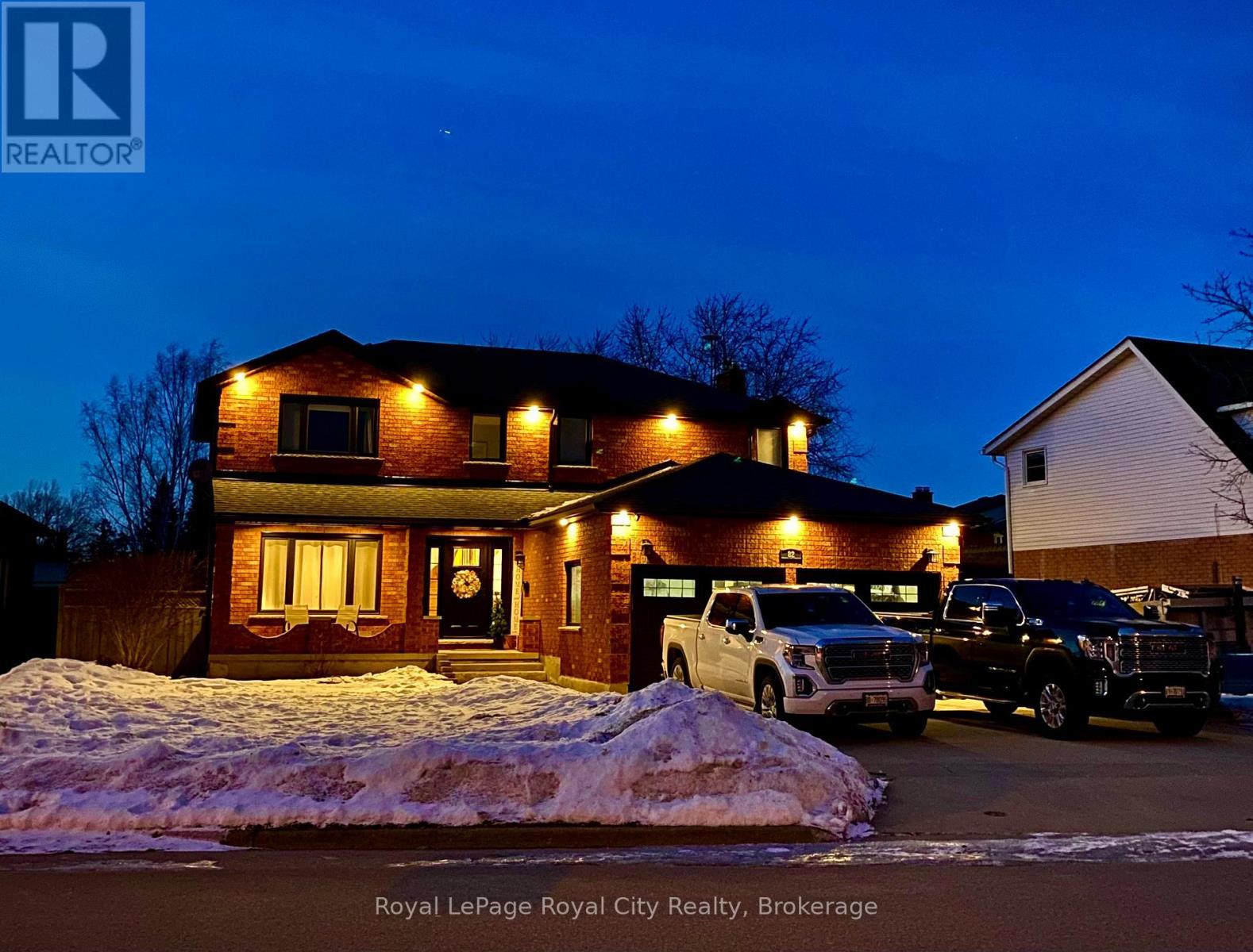 82 Gunn Avenue, Cambridge, ON - Outdoor