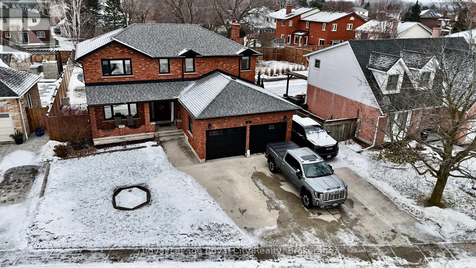 82 Gunn Avenue, Cambridge, ON - Outdoor