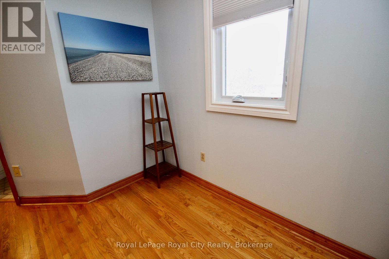 82 Gunn Avenue, Cambridge, ON - Indoor Photo Showing Other Room