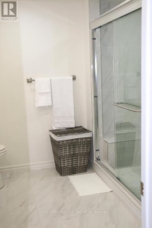 Upper - 164 Stather Crescent, Markham, ON - Indoor Photo Showing Bathroom