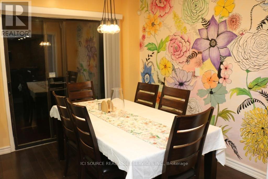 Upper - 164 Stather Crescent, Markham, ON - Indoor Photo Showing Dining Room
