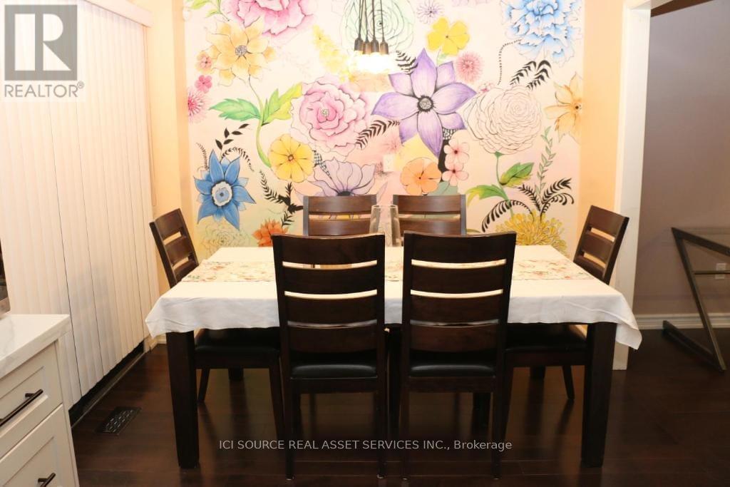Upper - 164 Stather Crescent, Markham, ON - Indoor Photo Showing Dining Room