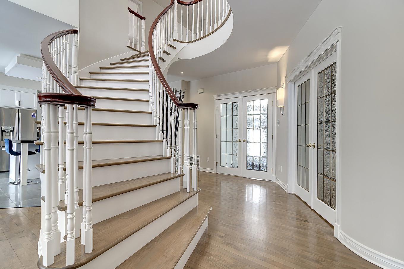 Escalier - 491 Rue De La Pommeraie, Rosemère, QC - Indoor Photo Showing Other Room