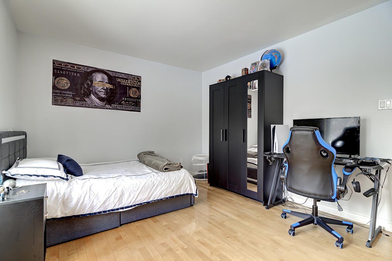 Chambre à coucher - 491 Rue De La Pommeraie, Rosemère, QC - Indoor Photo Showing Bedroom