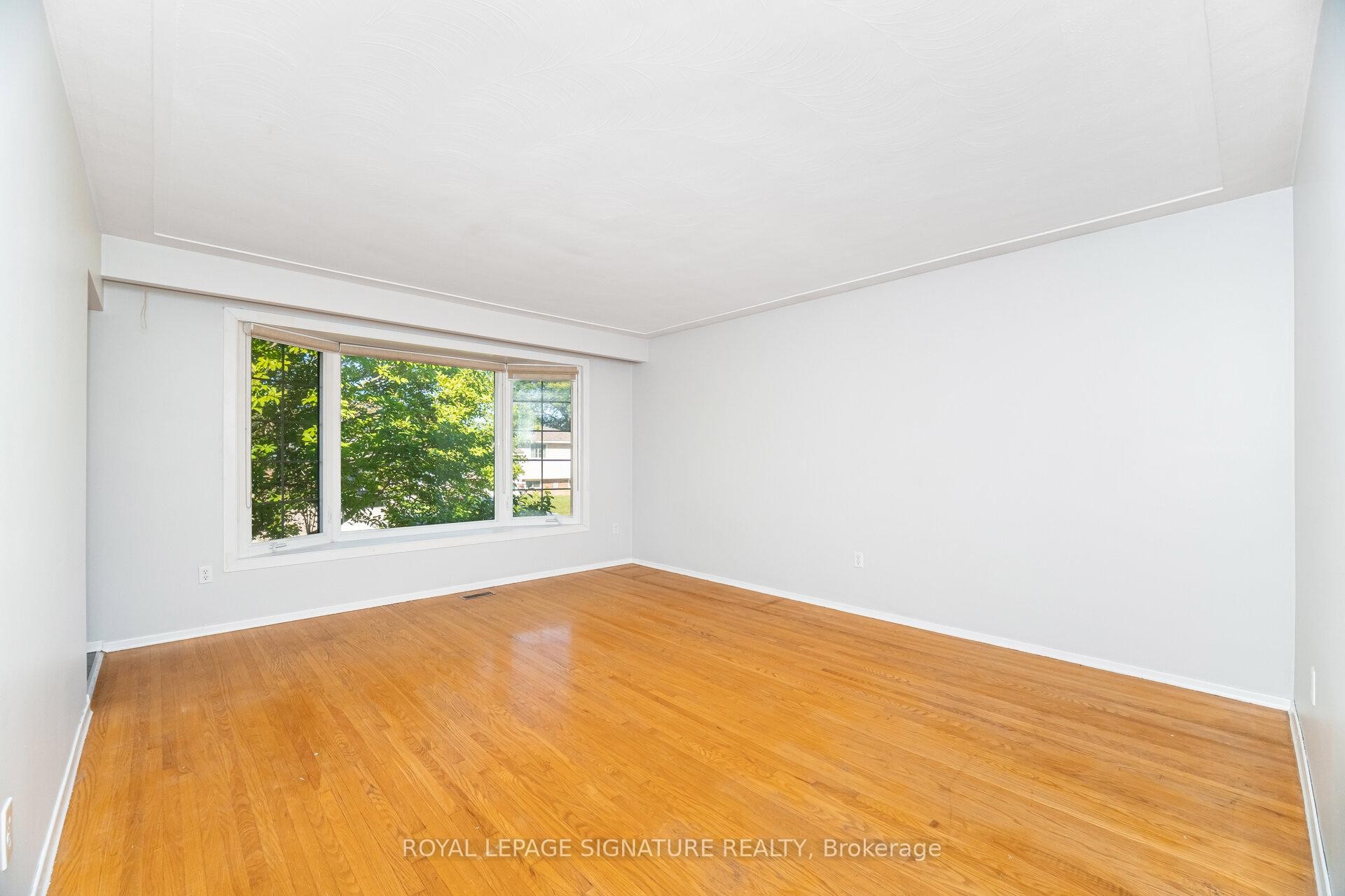 7 Maitland Avenue, Hamilton, ON - Indoor Photo Showing Other Room