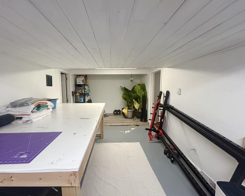 1201 Second St E., Fort Frances, ON - Indoor