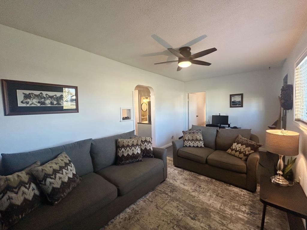 1201 Second St E., Fort Frances, ON - Indoor Photo Showing Living Room