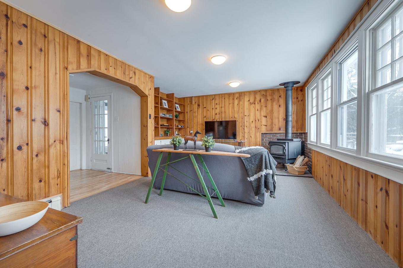 Family room - 62 Rue Elm, Hudson, QC - Indoor Photo Showing Office