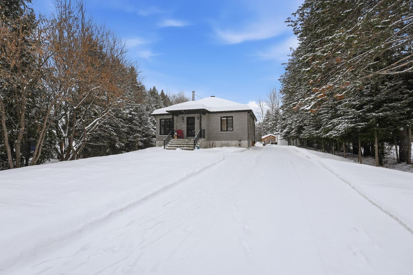 Façade - 59 Rue Principale, Montpellier, QC - Outdoor