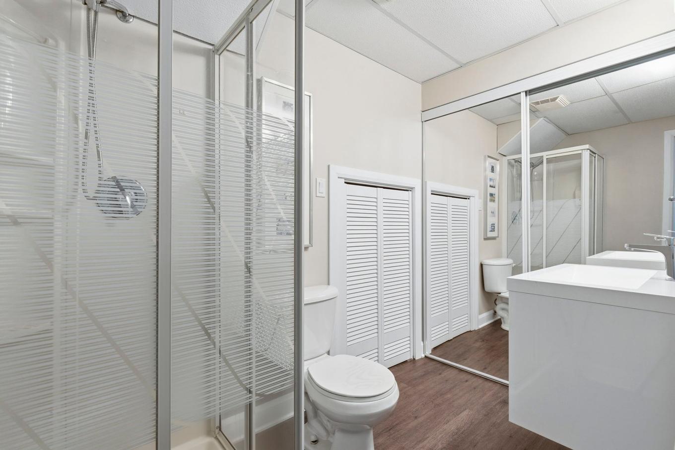 Salle de bains - 155 Rue Louis-Bariteau, La Prairie, QC - Indoor Photo Showing Bathroom