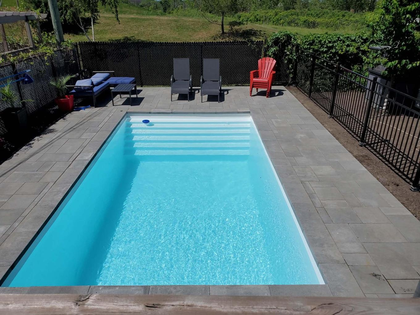 Piscine - 155 Rue Louis-Bariteau, La Prairie, QC - Outdoor With In Ground Pool