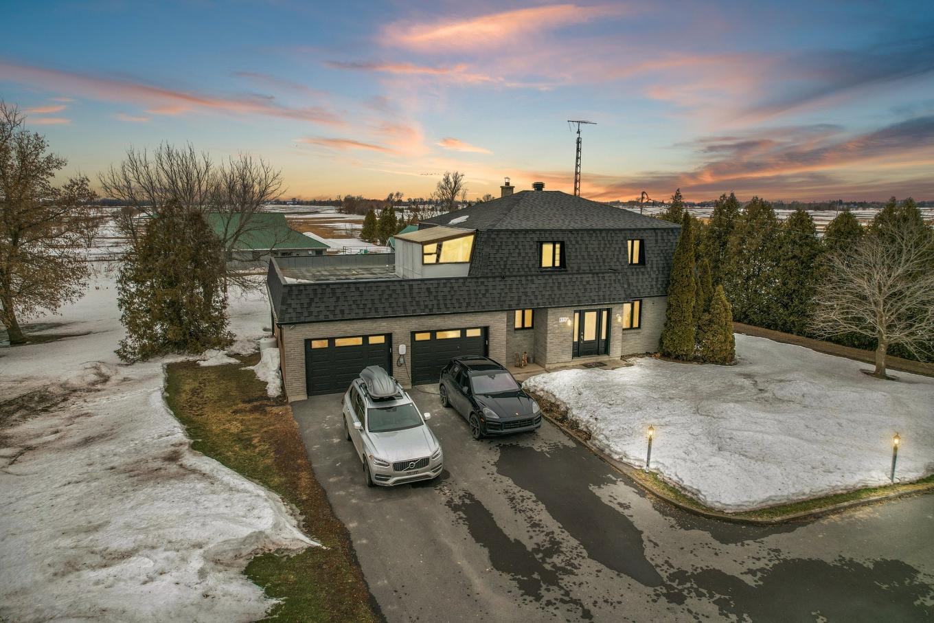 Façade - 235 Route 132, Sainte-Barbe, QC - Outdoor With View