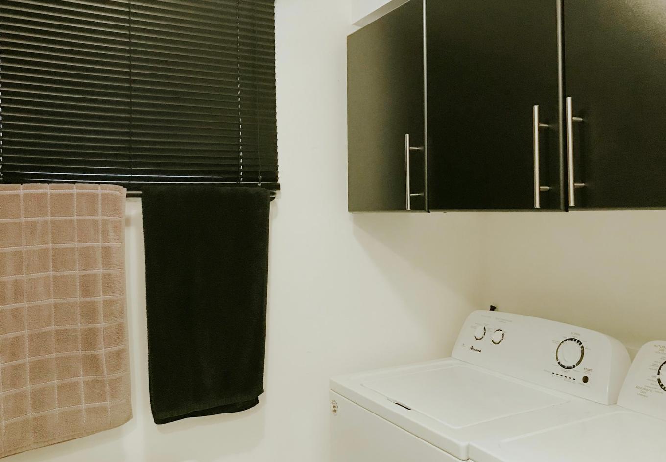 Salle de bains - 111 Ch. Cormier, Les Îles-De-La-Madeleine, QC - Indoor Photo Showing Laundry Room