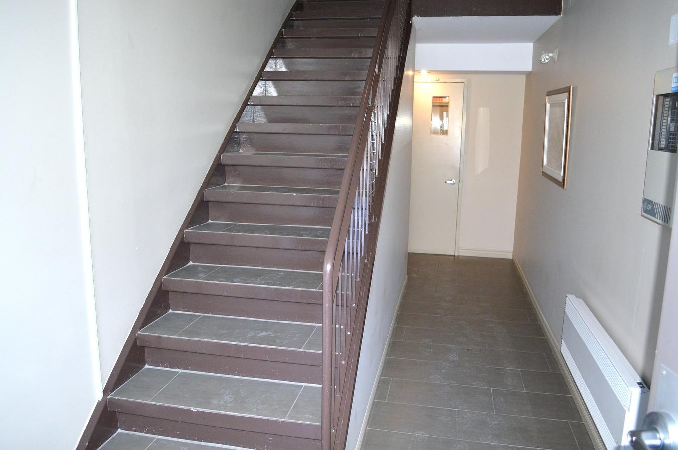 Hall - 101-2075 Av. Pratte, Saint-Hyacinthe, QC - Indoor Photo Showing Other Room