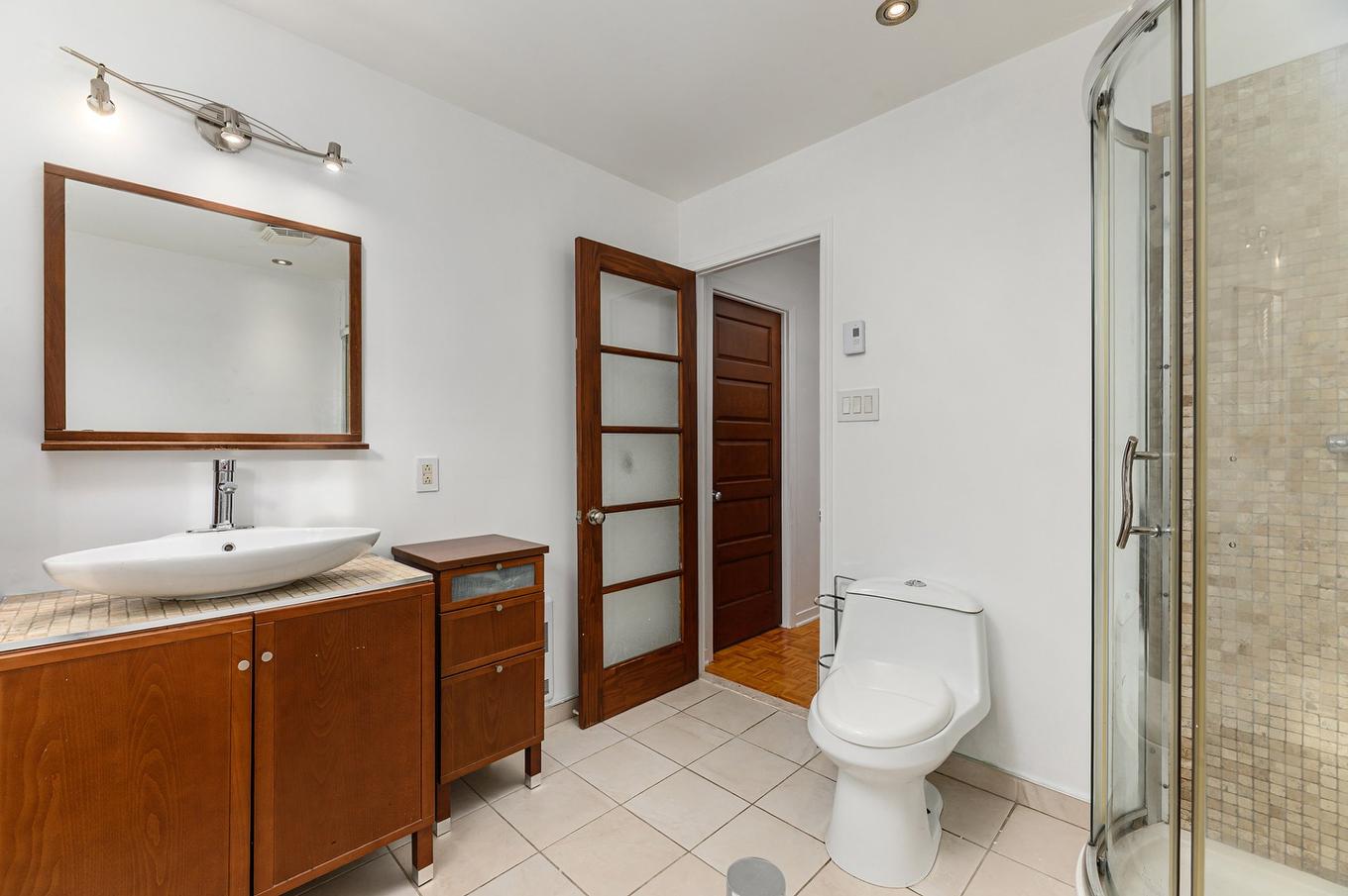 Bathroom - 4020 Crois. Oscar, Brossard, QC - Indoor Photo Showing Bathroom