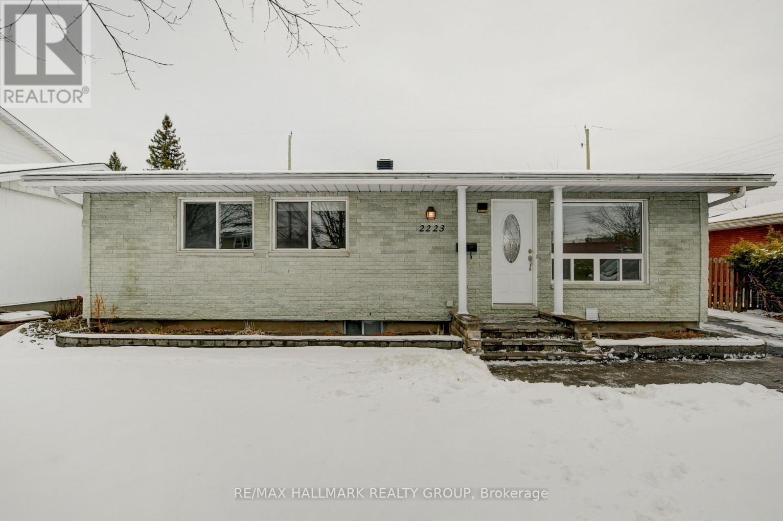 2223 Martha Avenue, Ottawa, ON - Outdoor