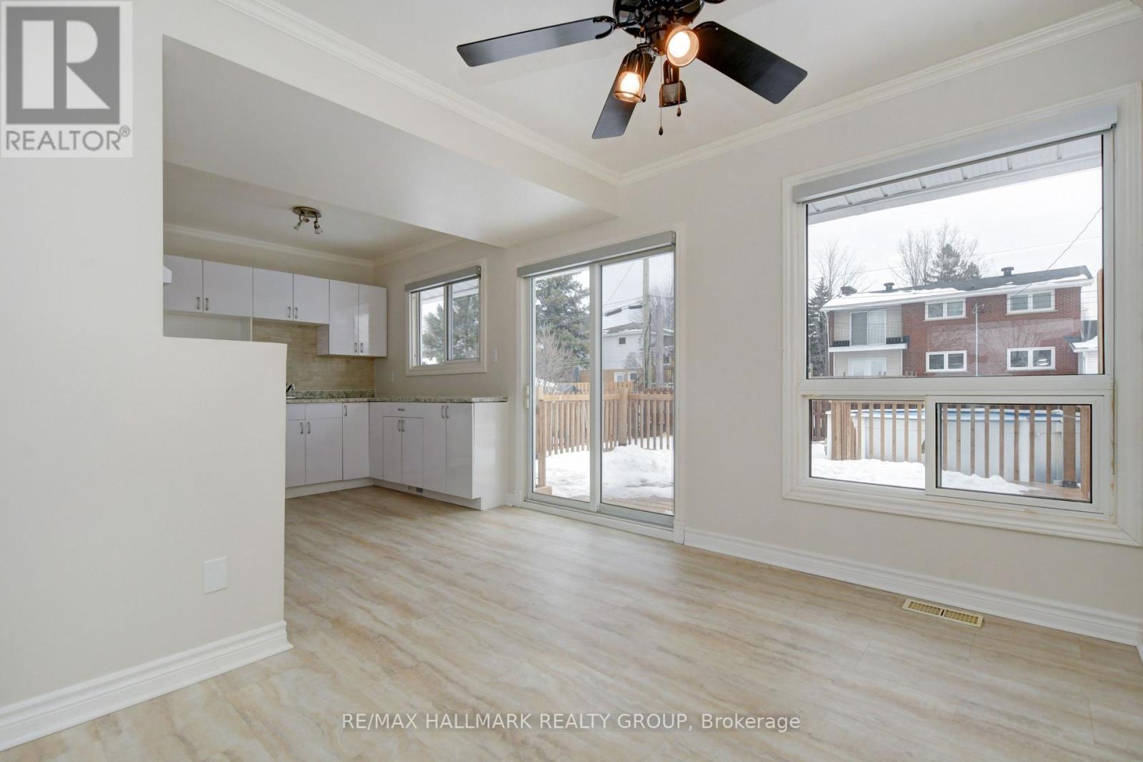 2223 Martha Avenue, Ottawa, ON - Indoor