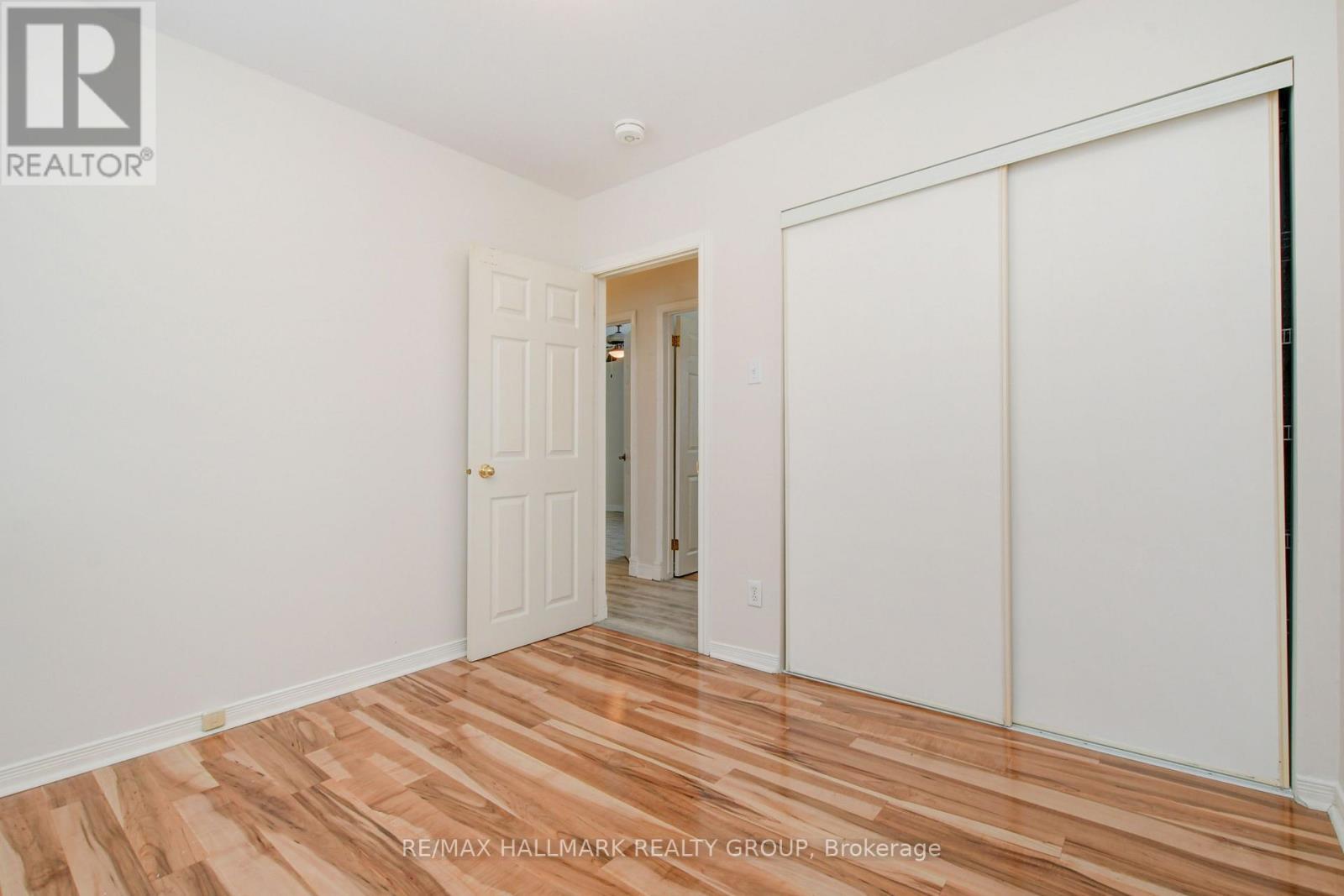 2223 Martha Avenue, Ottawa, ON - Indoor Photo Showing Other Room