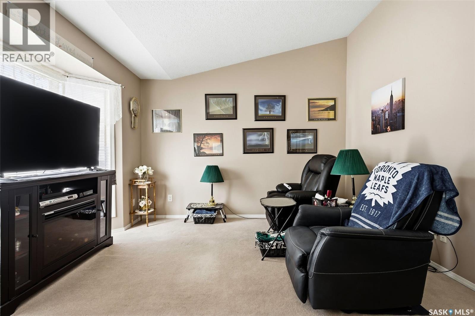 1007 Cypress Way, Regina, SK - Indoor
