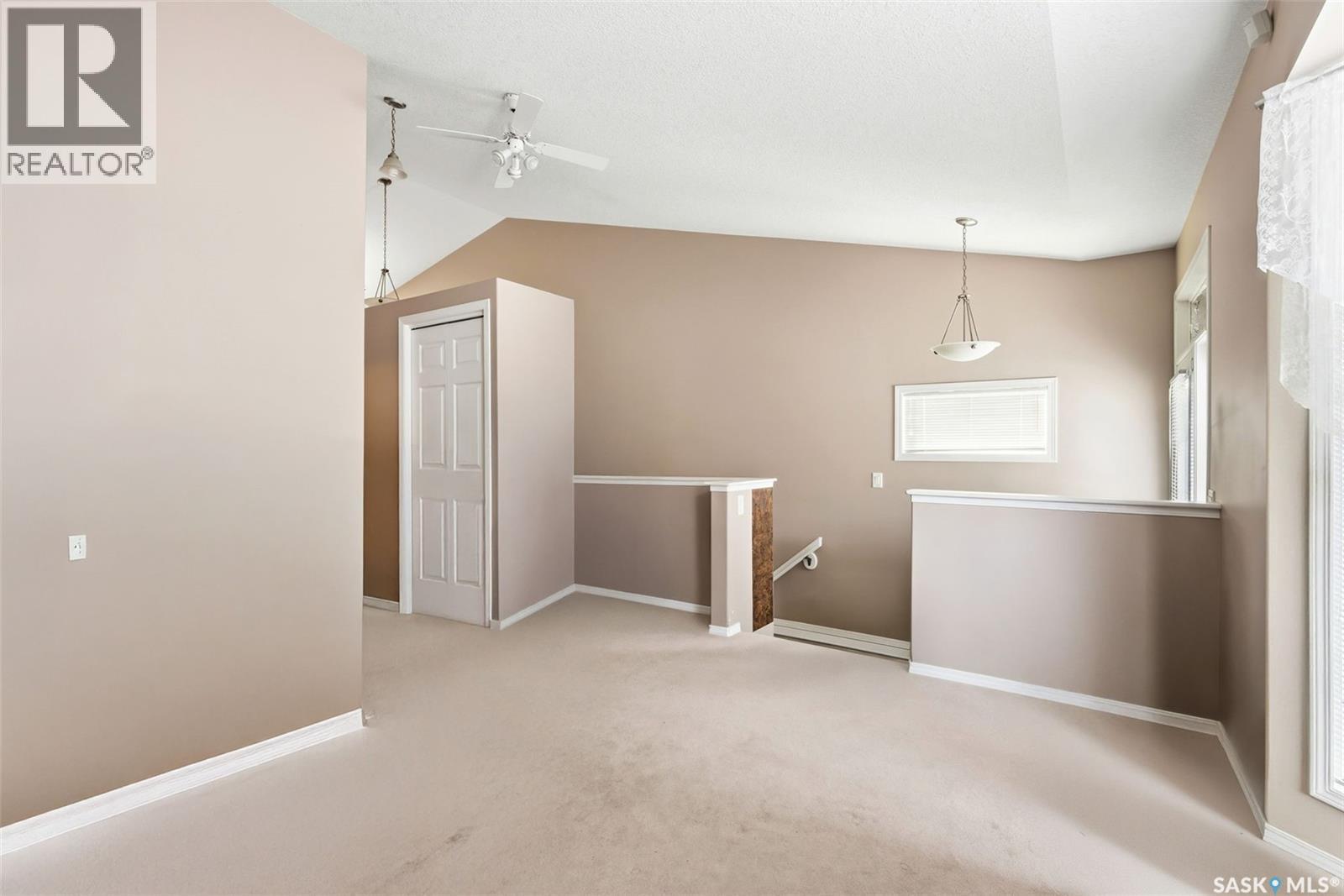 1007 Cypress Way, Regina, SK - Indoor Photo Showing Other Room