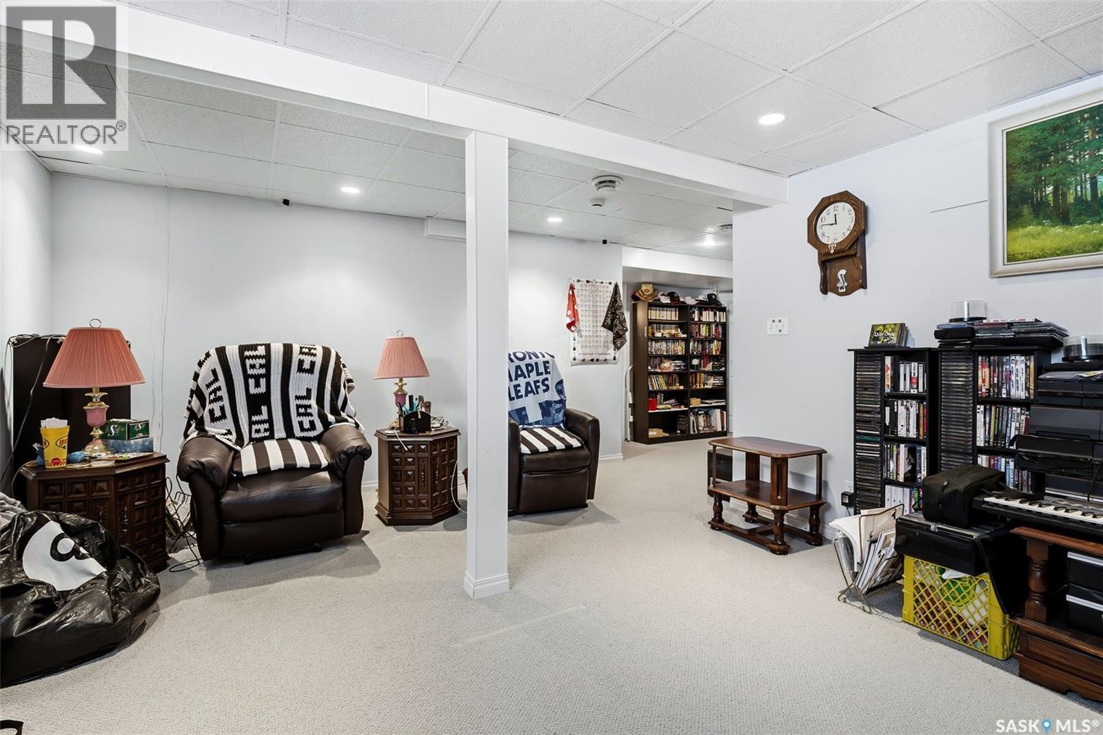 1007 Cypress Way, Regina, SK - Indoor