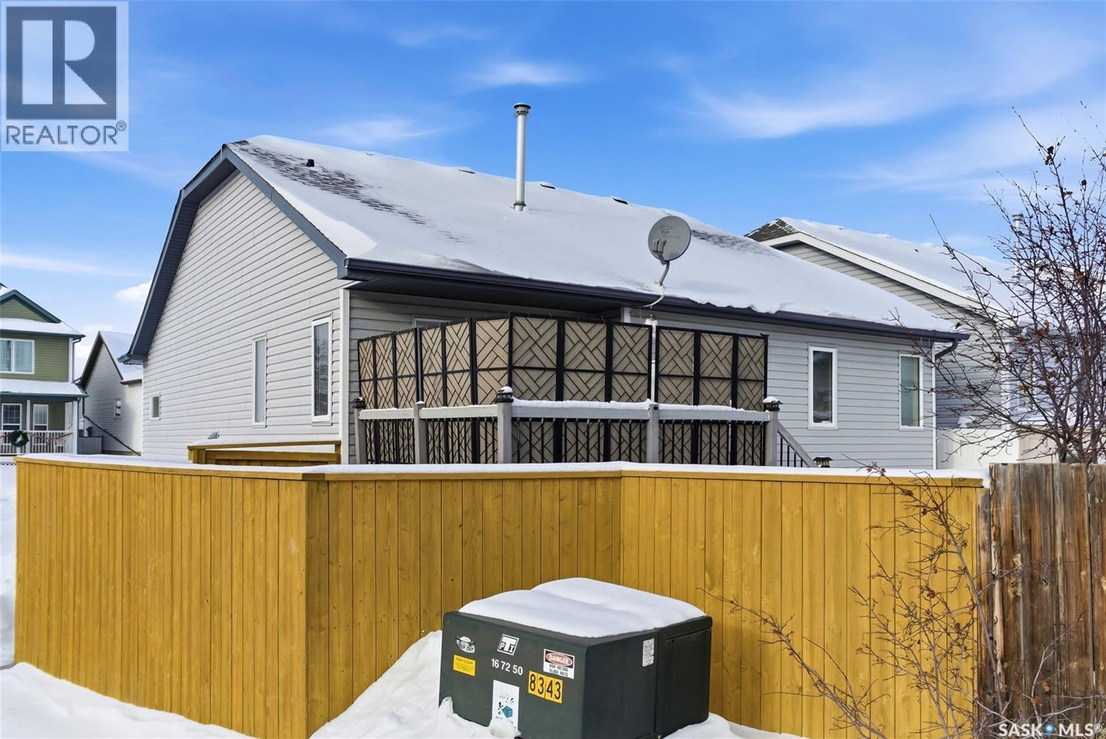 1007 Cypress Way, Regina, SK - Outdoor