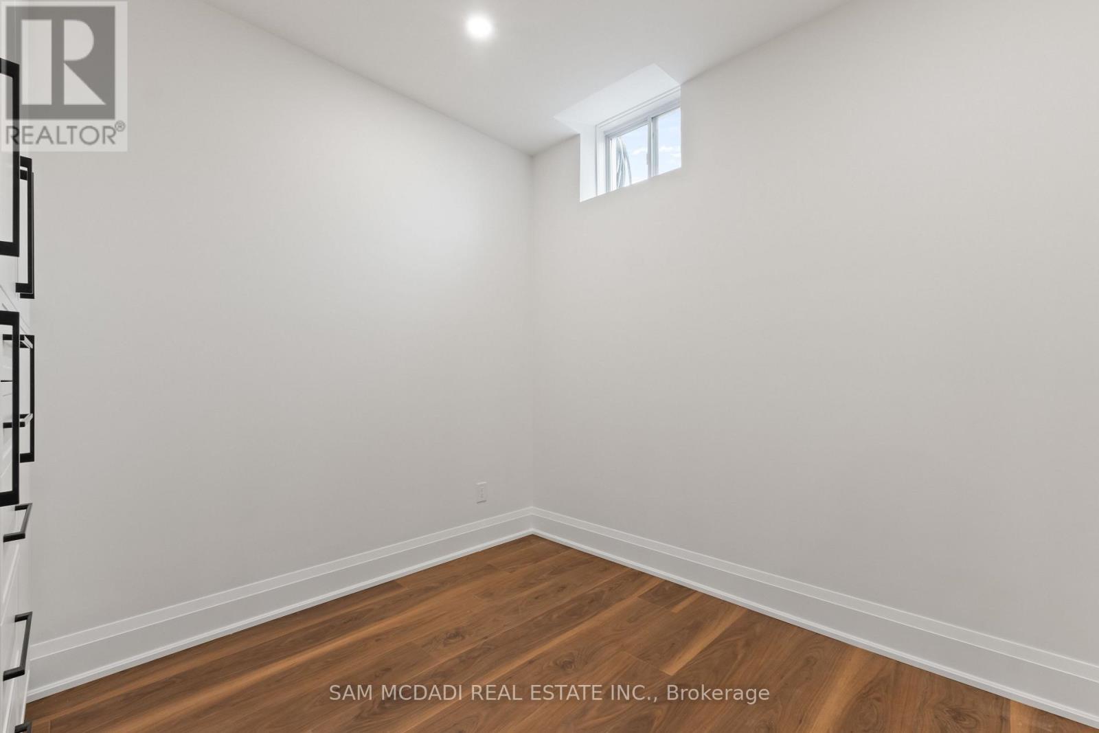 5180 Littlebend Drive, Mississauga, ON - Indoor Photo Showing Other Room