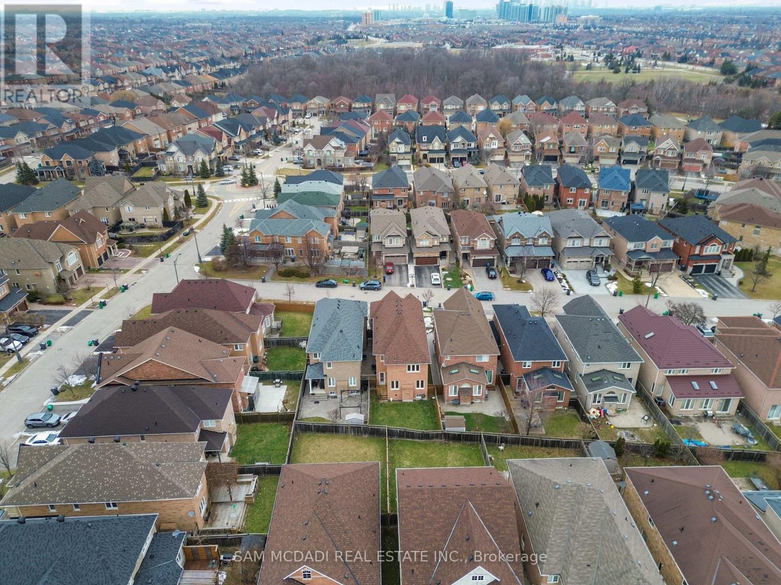 5180 Littlebend Drive, Mississauga, ON - Outdoor With View