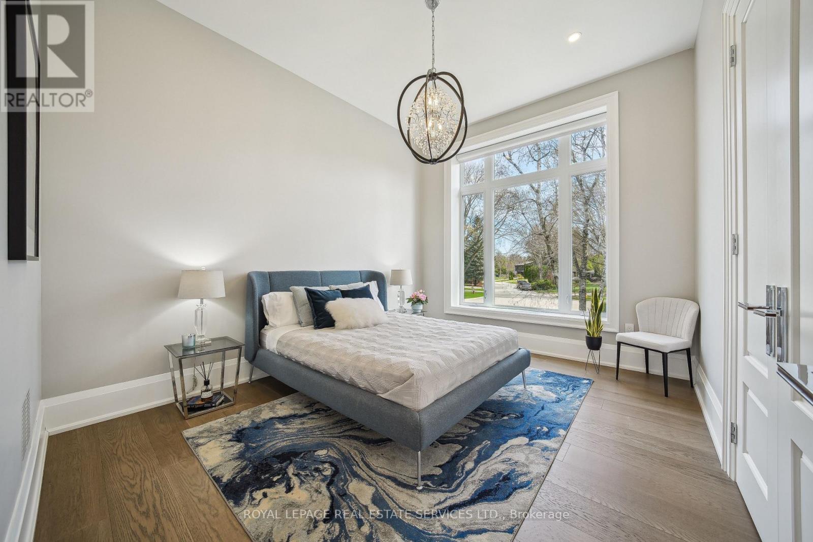 1489 Rogerswood Court, Mississauga, ON - Indoor Photo Showing Bedroom